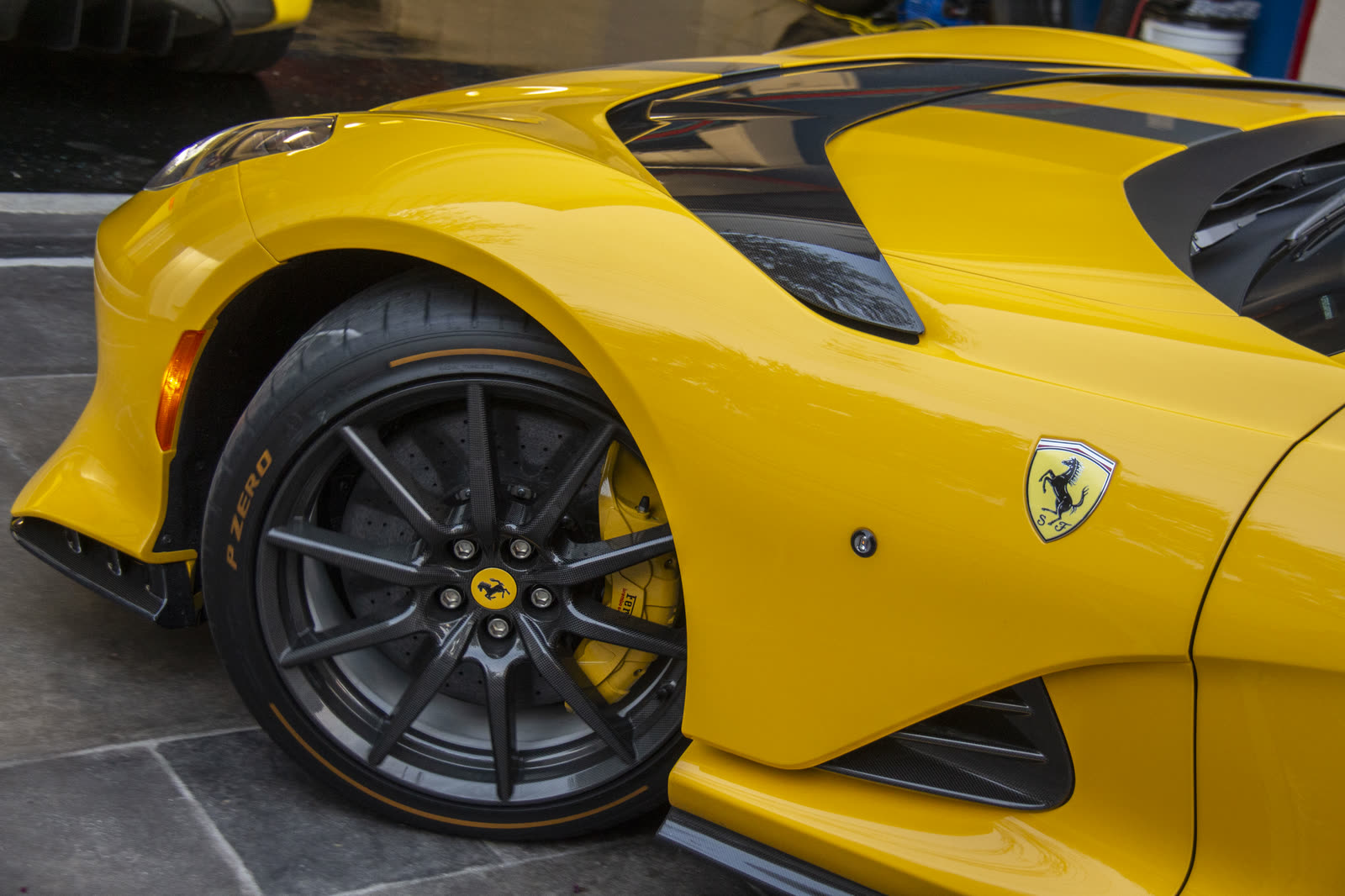 Ferrari 812 Competizione