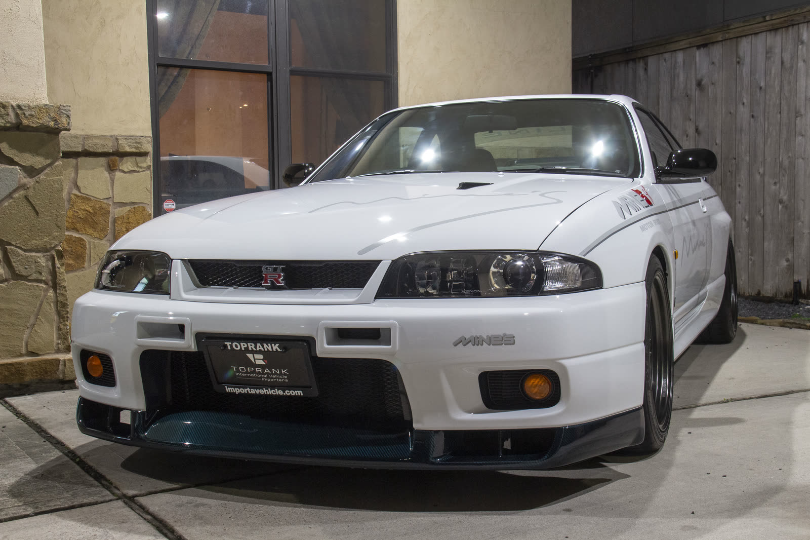 Nissan Skyline R33 GT-R